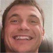 Graduado en Maestro de Educación Primaria ofrece clases de cualquier asignatura para esta etapa y para Matemáticas, Física y Química a nivel de la ESO